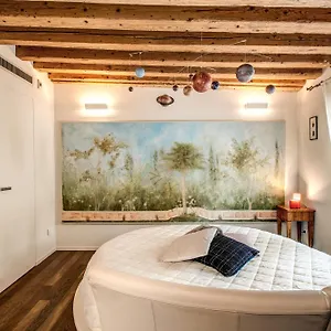 ospizio-delle-donzelle.hotelinveneto.com/